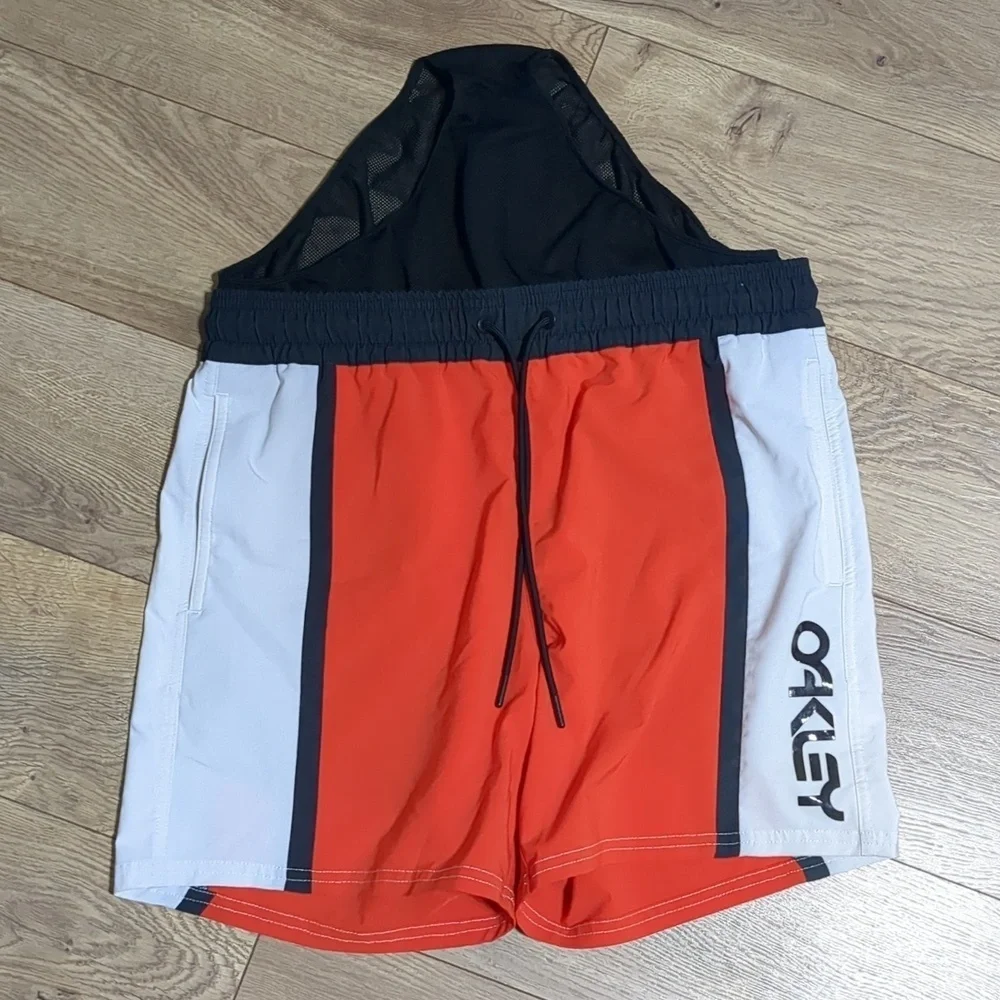 Oakley Cargo Color Block  Board Shorts size Small